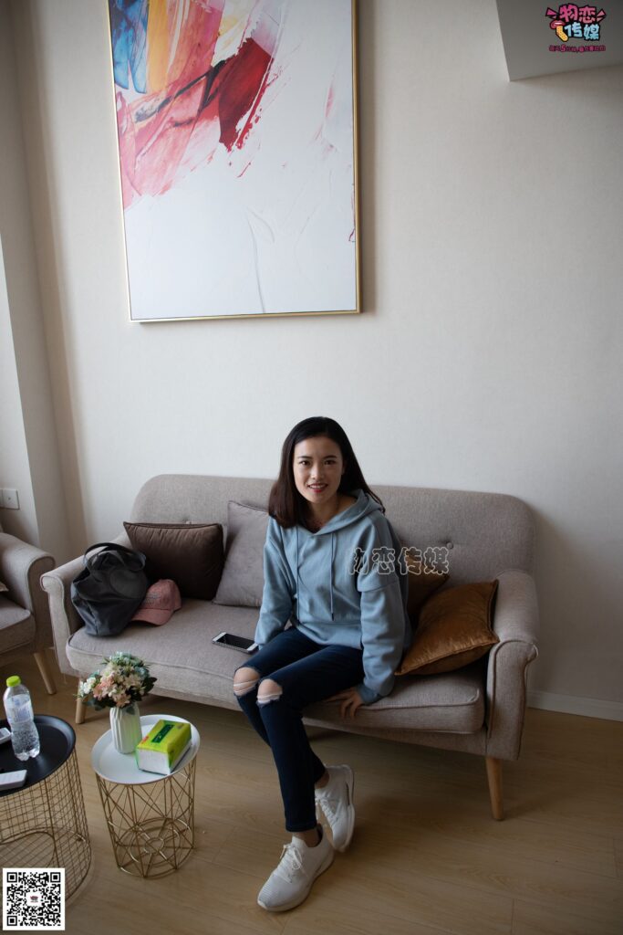 物恋传媒 No.082 薇安-来自英语专业的另一位学霸姐姐 [310P/2V/1.86GB]插图2