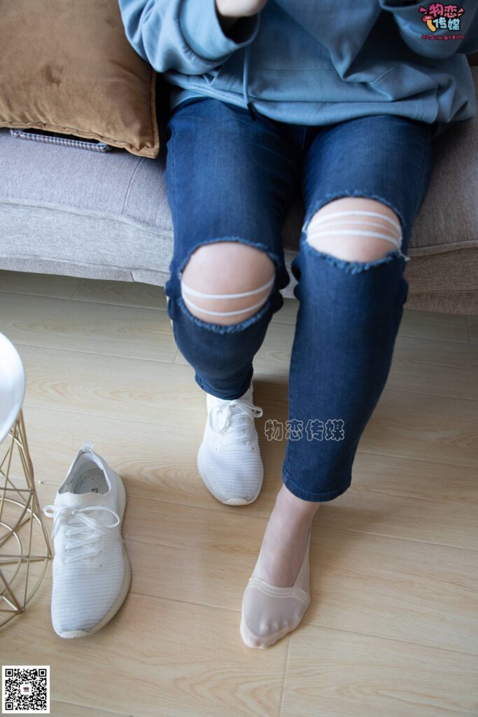 物恋传媒 No.082 薇安-来自英语专业的另一位学霸姐姐 [310P/2V/1.86GB]插图3