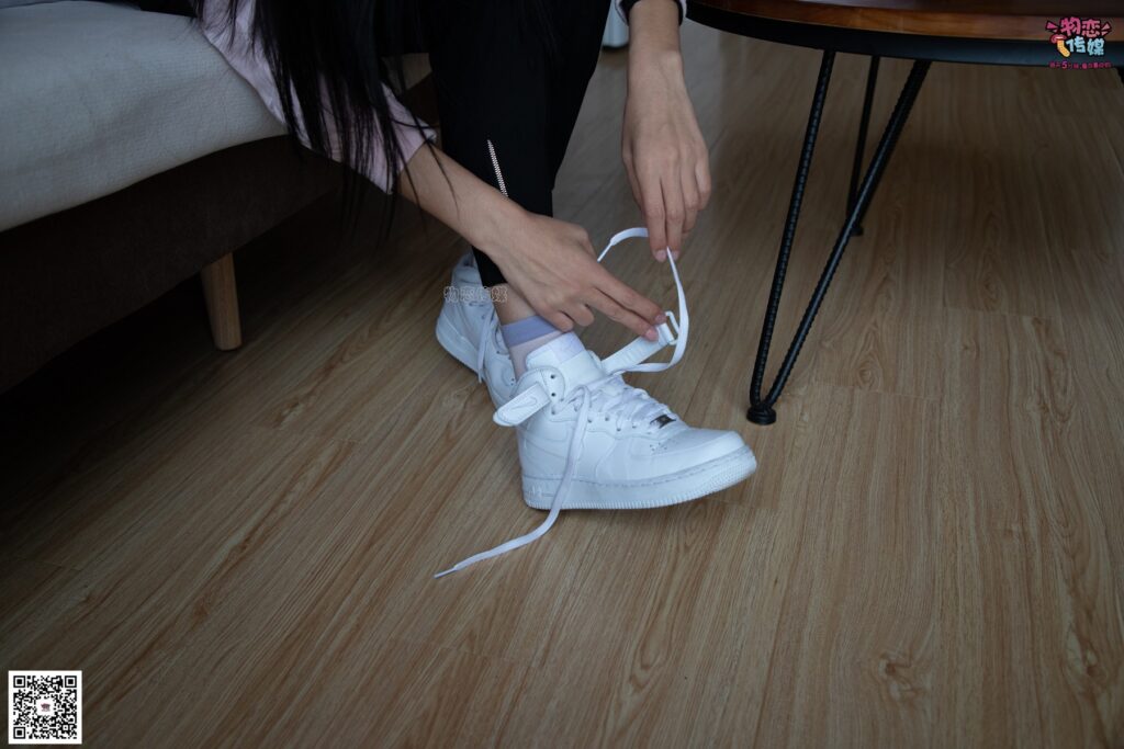 物恋传媒 No.089 苏镶-空谷幽兰的她 [155P/1V/1.24GB]插图3