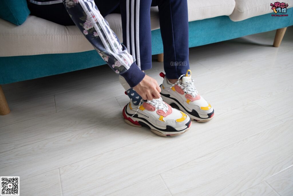 物恋传媒 No.090 晚晴-云过花晚晴，风起等归人 [148P/1V/1.10GB]插图3