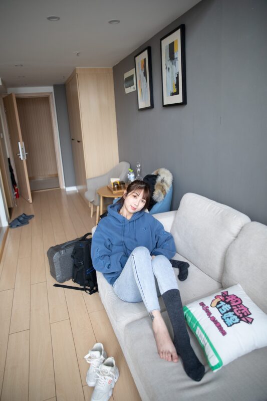 物恋传媒 NO.098 米莱-俏皮可爱长筒袜[177P/1V/2.34GB]-无料摄影圈