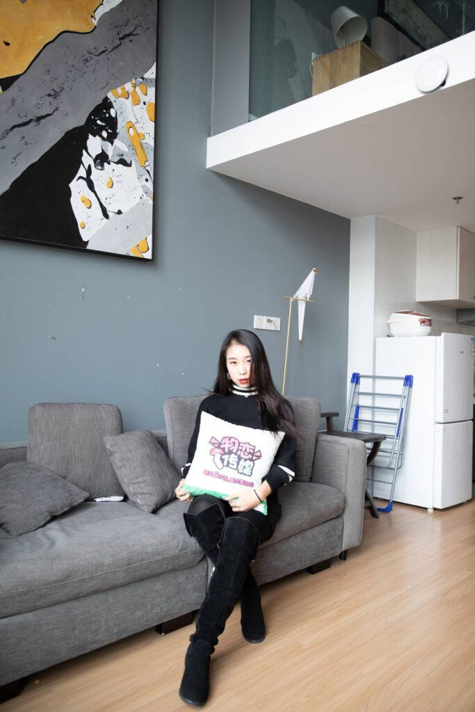 勿恋传媒 No.100 璐璐-小舒淇的冷与姓感黑丝 [99P/1V/1.23GB]插图1