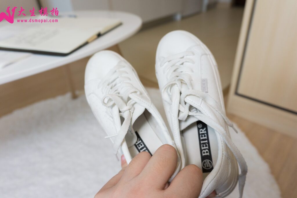 大生模拍 No.006 丝袜剧场–丝袜女家教[70P/398M]插图1