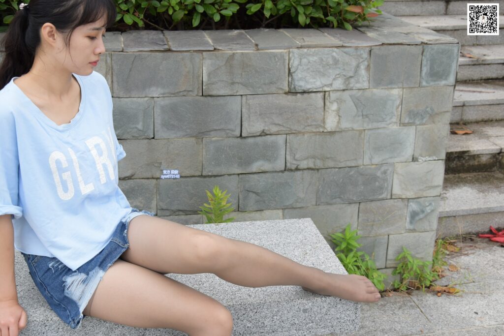 大生模拍 No.028 嘉嘉-女神灰丝 [60P/179MB]插图3