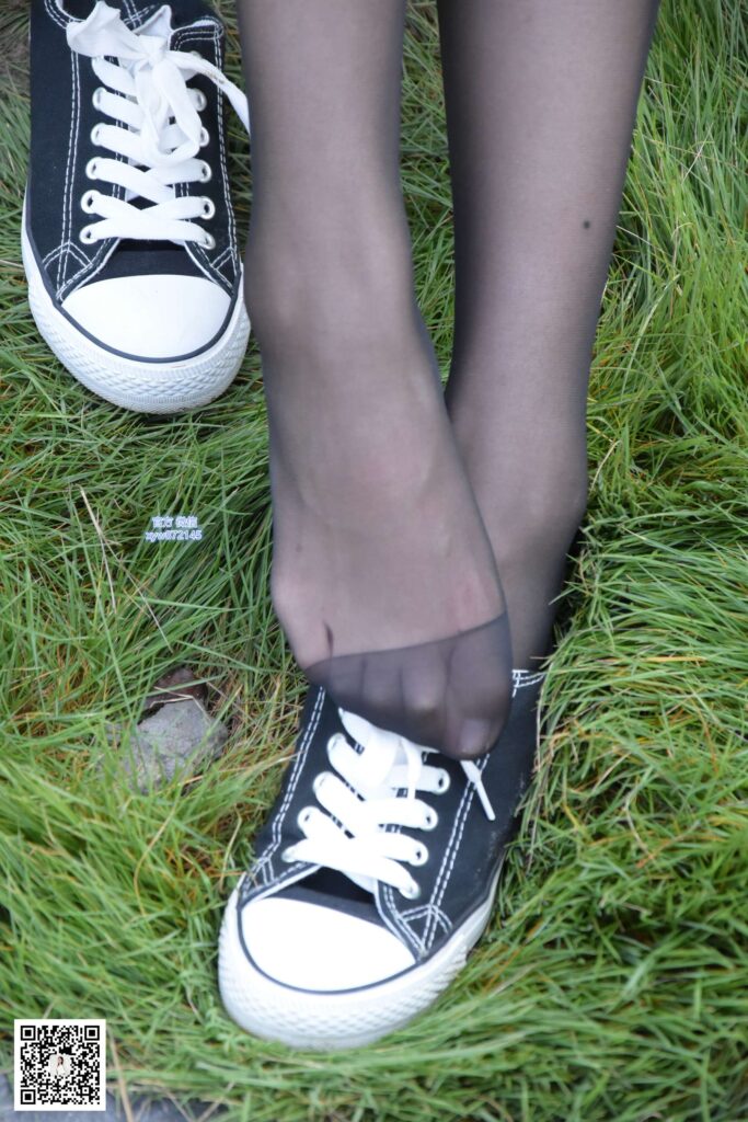 大生模拍 No.029 嘉嘉-女神黑丝 [64P/222MB]插图1