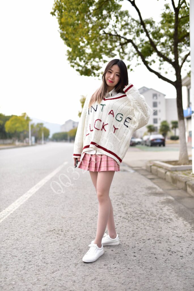 大生模拍 No.051 灰丝学妹 [55P/226MB]插图1