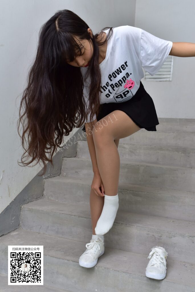 大生模拍 No.065 橙橙-棉袜肉丝 [76P/1V/410MB]插图3