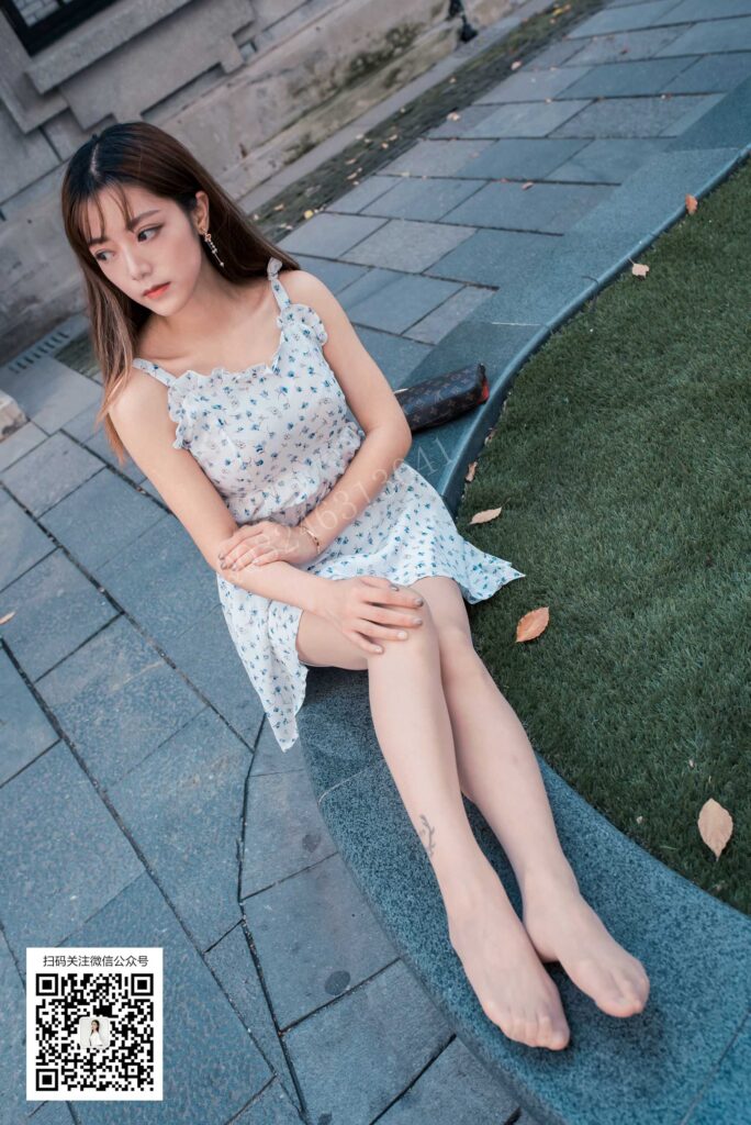 大生模拍 No.071 丽丽-连衣裙肉丝 [49P/1V/241MB]插图3