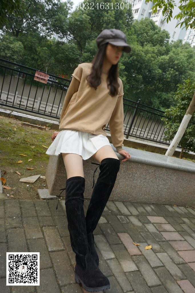 大生模拍 No.094 过膝靴灰丝 [77P/1V/569MB]插图1