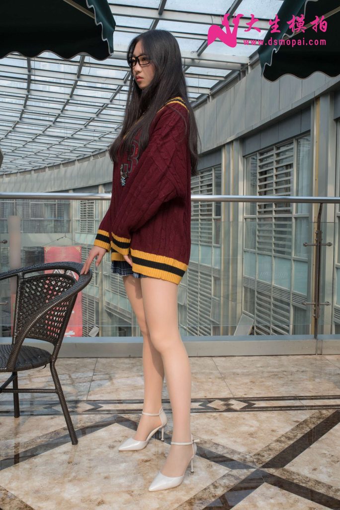 大生模拍 No.102 雯雯 肉丝小秘书 [41P/1V/242MB]插图1