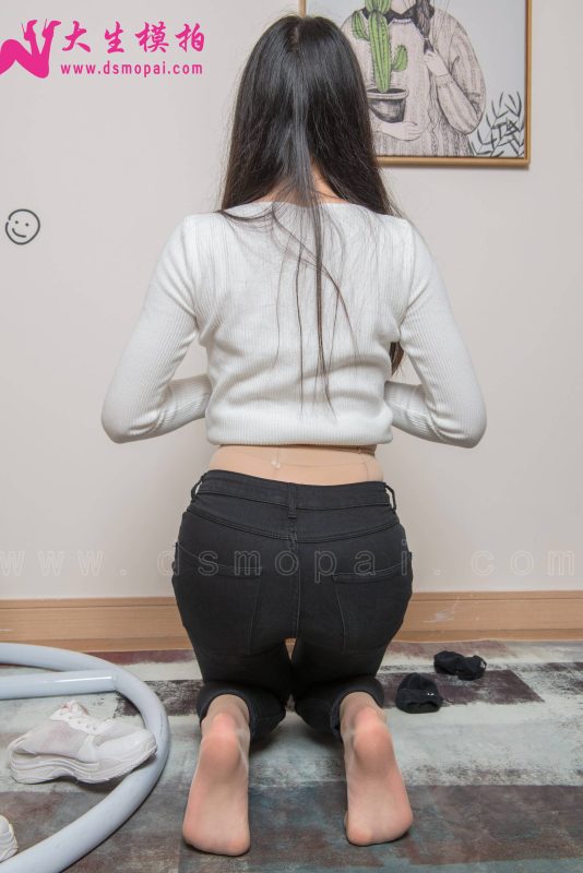 大生模拍 No.119 雯雯 裤内丝 [61P/1V/324MB]-无料摄影圈