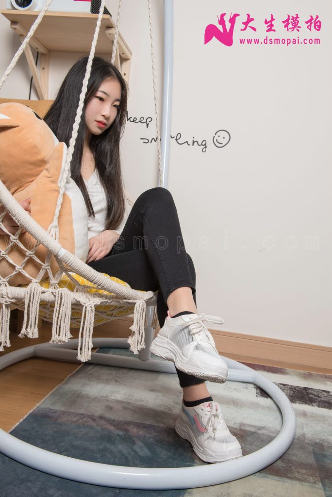 大生模拍 No.119 雯雯 裤内丝 [61P/1V/324MB]插图1