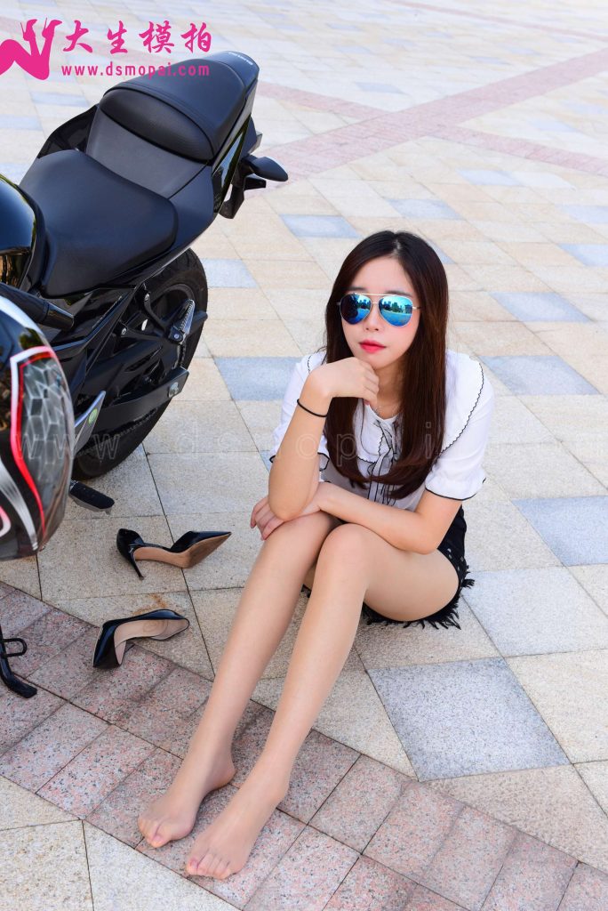 大生模拍 No.139 君君 机车少女 活波可爱 [50P/1V/408MB]插图3