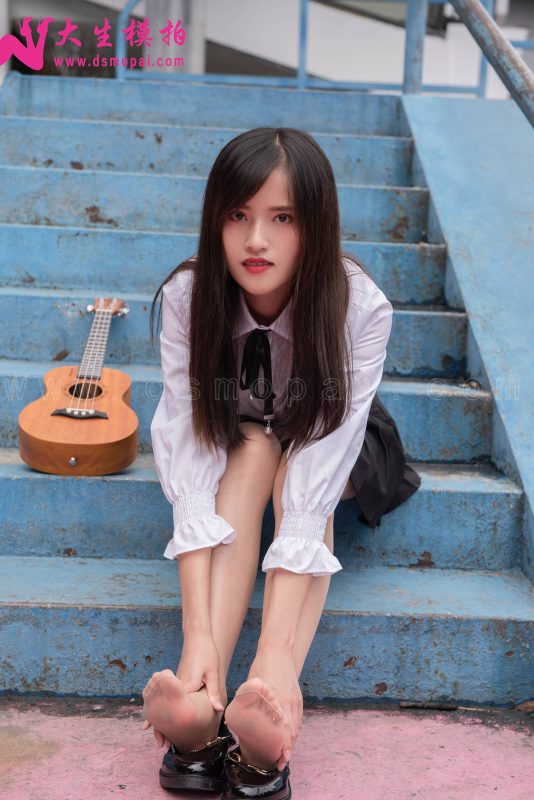 大生模拍 No.150 师师 尤克里里 肉丝女孩 [58P/304MB]-无料摄影圈