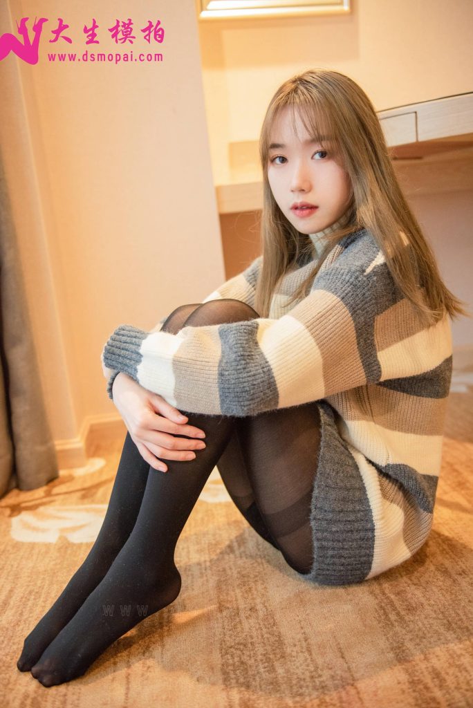 大生模拍 No.167 小鹿_暖暖的厚黑丝 [55P/177MB]插图1