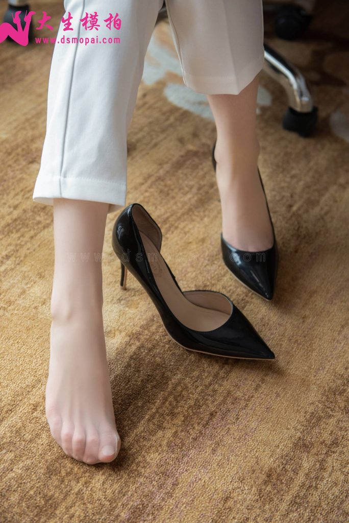 大生模拍 No.191 文静 女主持的工作装 [42P/246MB]插图2