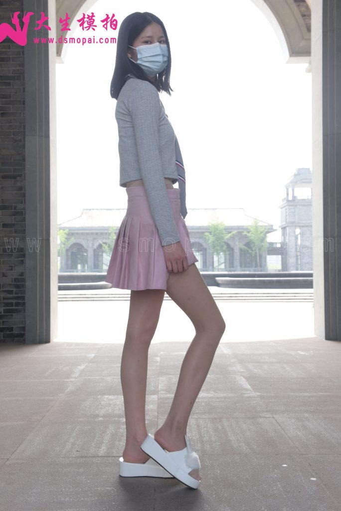 大生模拍 No.194 媛媛 超级长腿 [78P/236MB]插图2