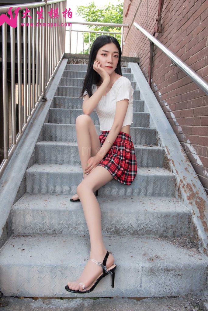 大生模拍 No.197 慧慧 芊芊玉腿 [46P/211MB]插图2