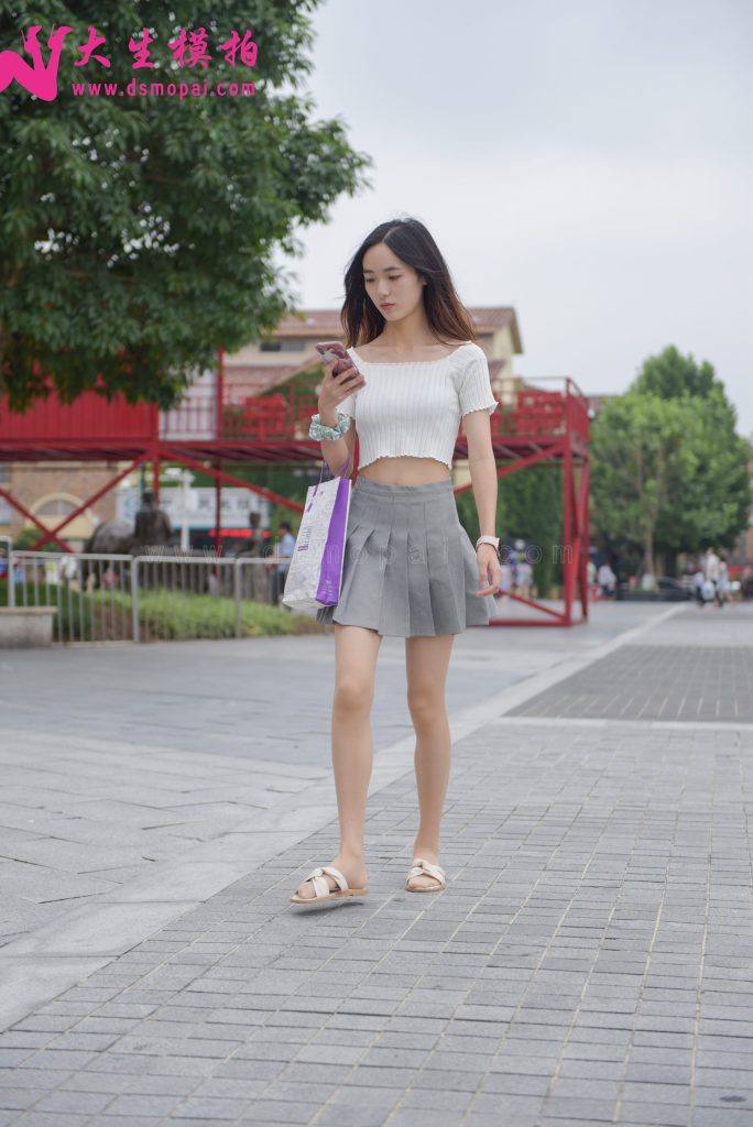 大生模拍 No.205 时尚小学妹 [28P/62MB]插图1