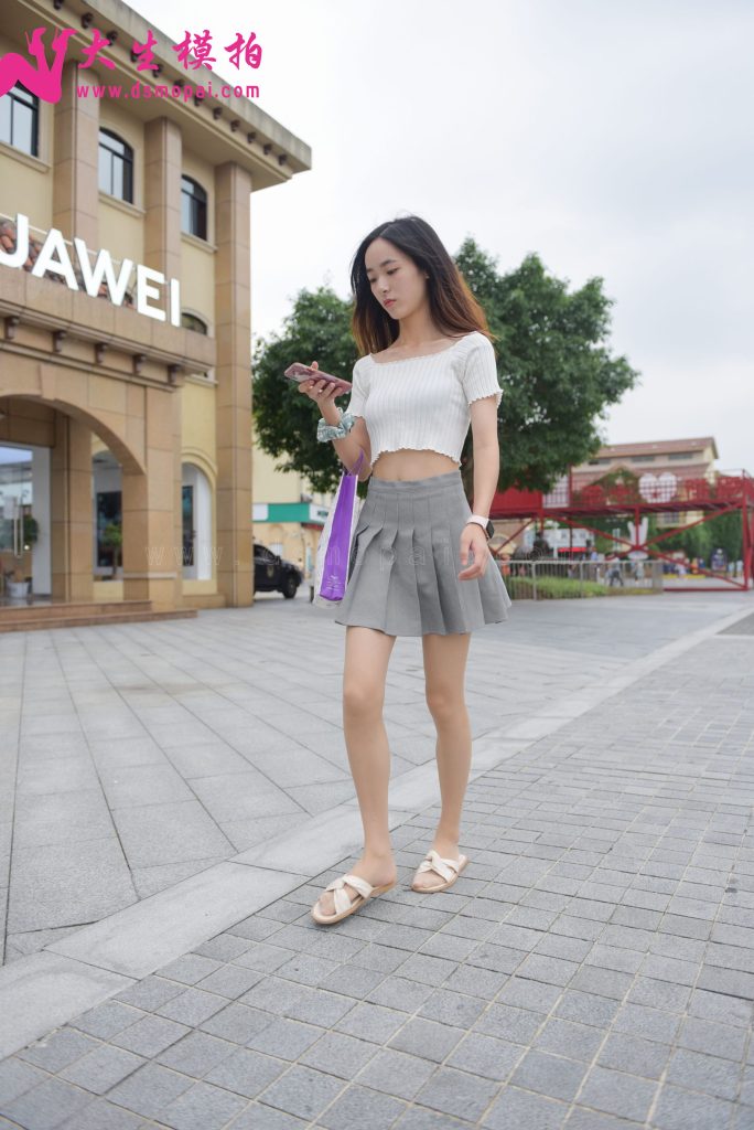 大生模拍 No.205 时尚小学妹 [28P/62MB]插图2