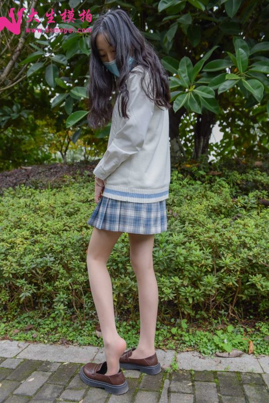 大生模拍 NO.211 小月 白嫩JK [52P/266MB]-无料摄影圈