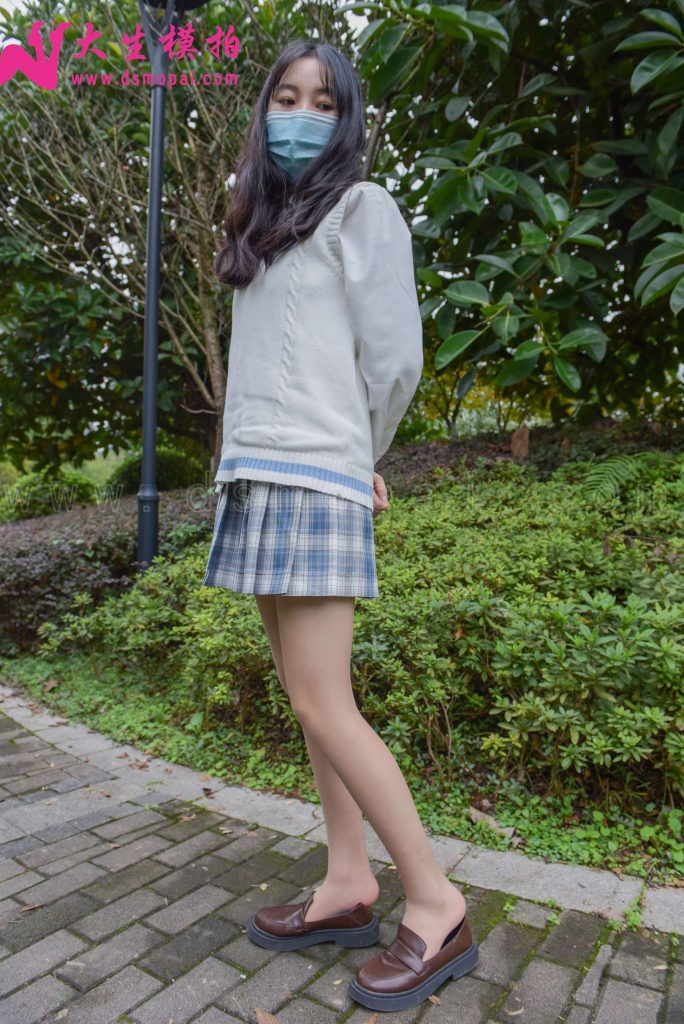 大生模拍 NO.211 小月 白嫩JK [52P/266MB]插图3