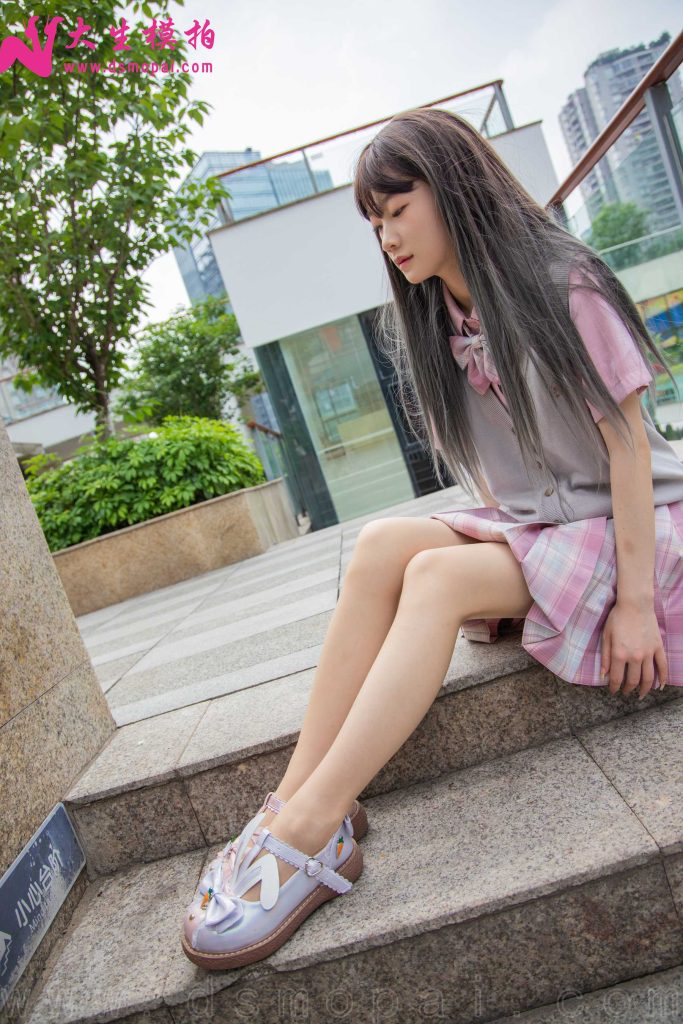 大生模拍 NO.235 范范 JK双丝 [72P/1V/1.64GB]插图3