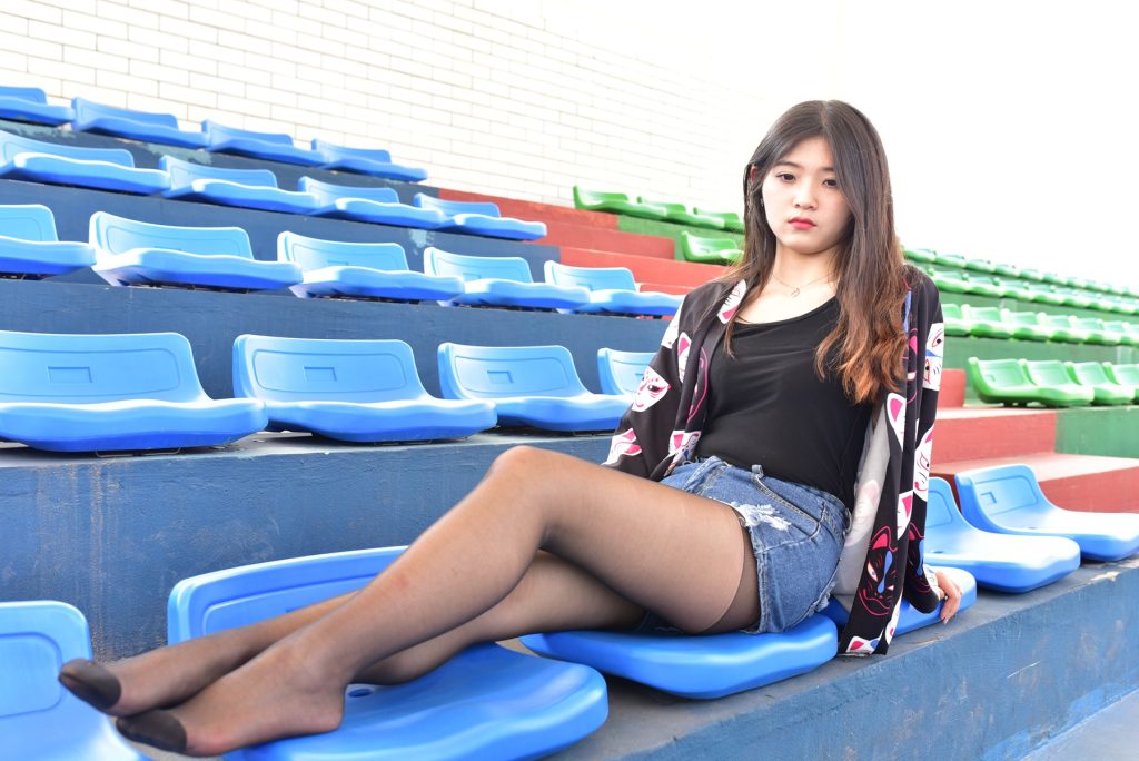 大生模拍 NO.248 操场牛仔裙黑丝 [25P/337MB]插图1