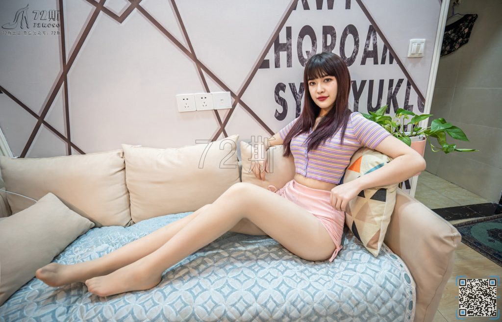 [72斯]丝足写真 NO.009 模特私房 我的家庭教师 [20P/27M]插图2