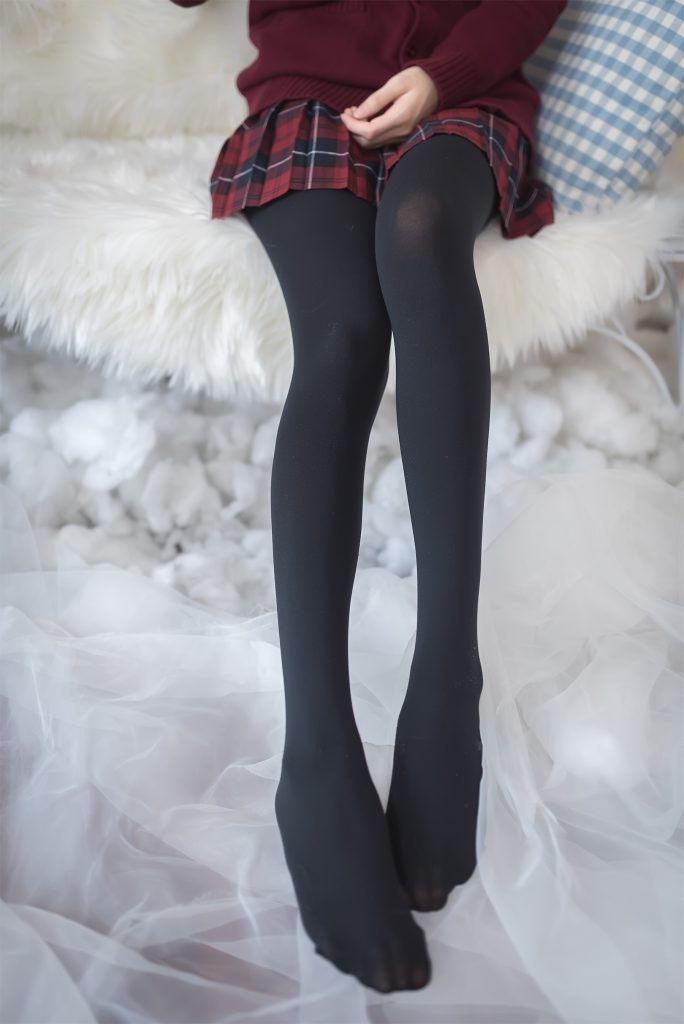 风之领域精品写真@No.010 秋装搭配完美黑丝 [50P/82.3MB]插图2