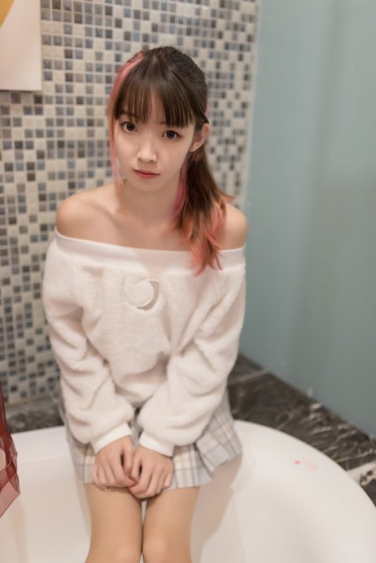 风之领域精品写真@No.020 为你穿上丝袜 [49P/273MB]-无料摄影圈