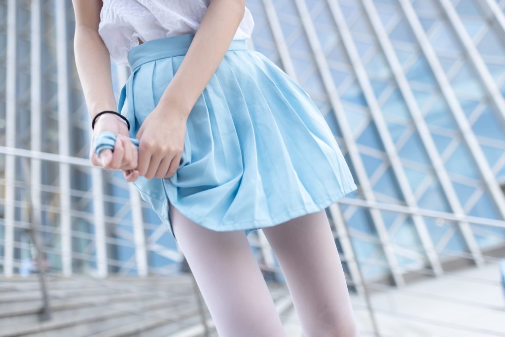 风之领域精品写真@No.028 蓝短裙的白丝姐姐 [50P/181MB]插图2