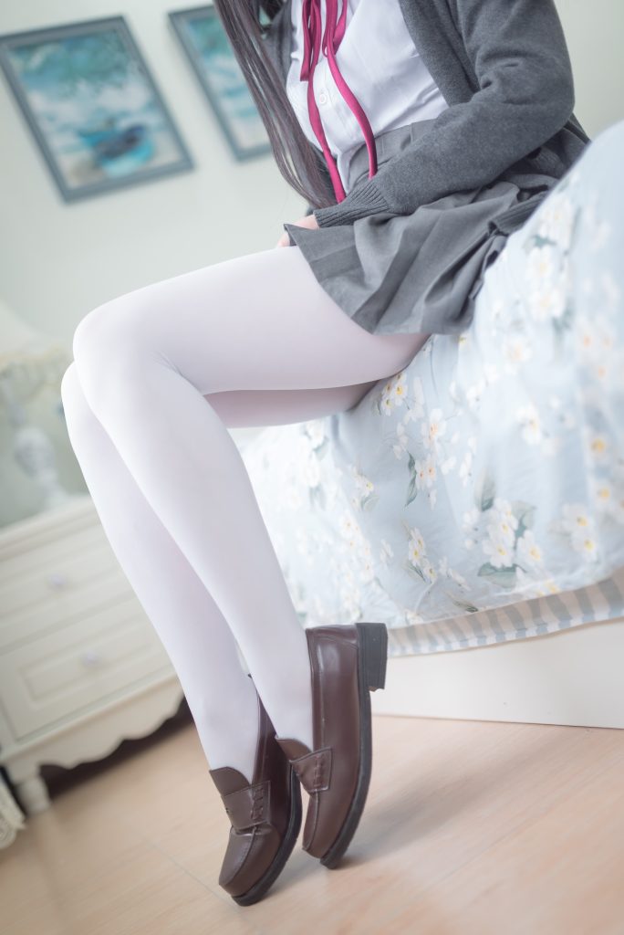 风之领域精品写真@No.030 钟爱白丝的MM [46P/207MB]-无料摄影圈