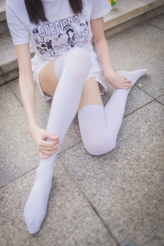 风之领域精品写真@No.057 一双美腿很吸睛 [50P/171MB]-无料摄影圈