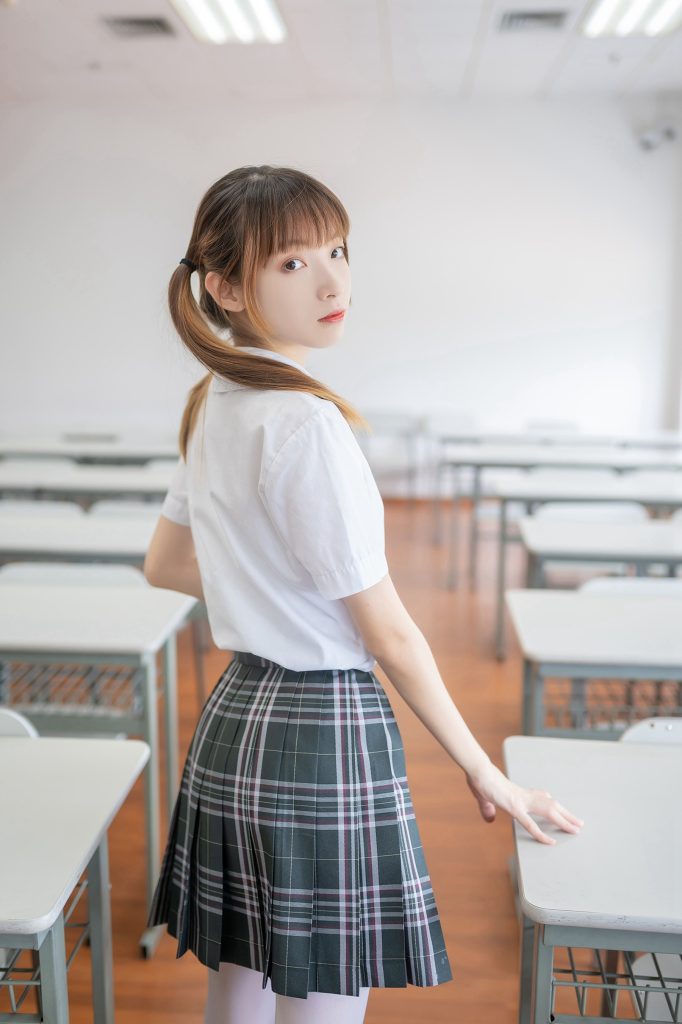 风之领域精品写真@No.070 双马尾的白丝JK [45P/223MB]插图1