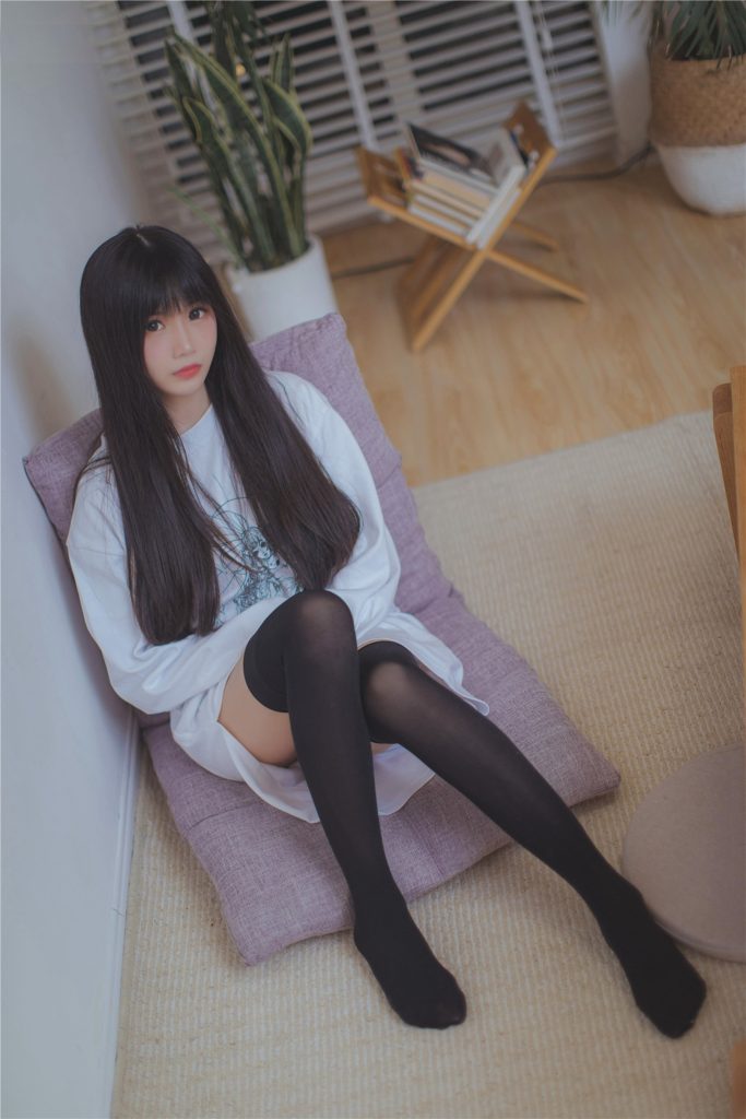 风之领域精品写真@No.081 长发的黑丝俏皮学妹 [42P/208MB]插图2