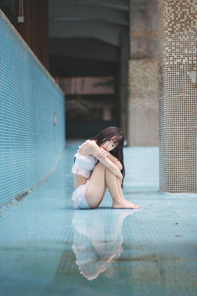 风之领域精品写真@No.090 泳池里的小美人鱼 [40P/163MB]插图1