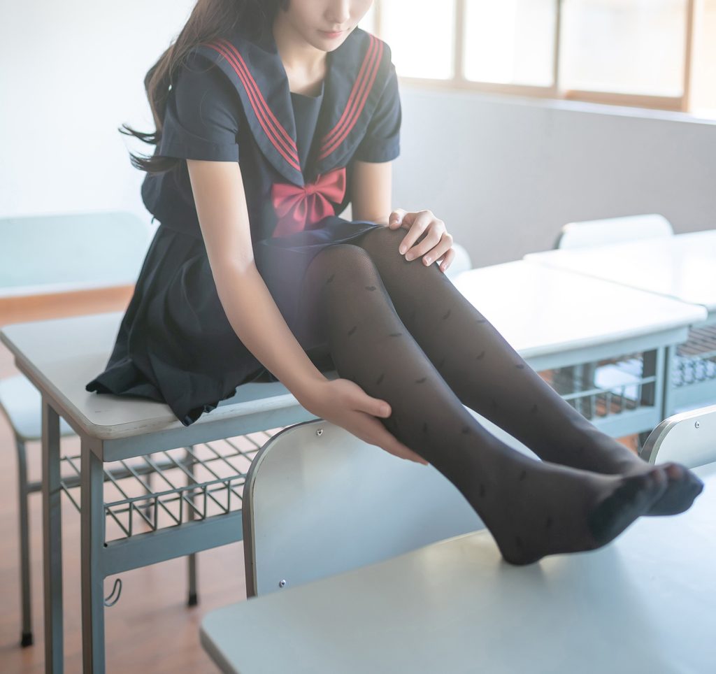 风之领域精品写真@No.140 教室里的黑丝JK [39P/141MB]插图1