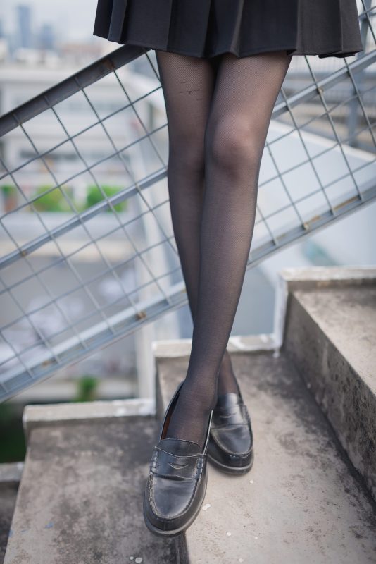 风之领域精品写真@No.167 天台的短裙黑丝 [47P/174MB]-无料摄影圈