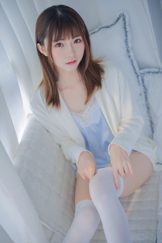 风之领域精品写真@No.172 迷你吊带蓝色睡衣 [70P/185MB]插图2