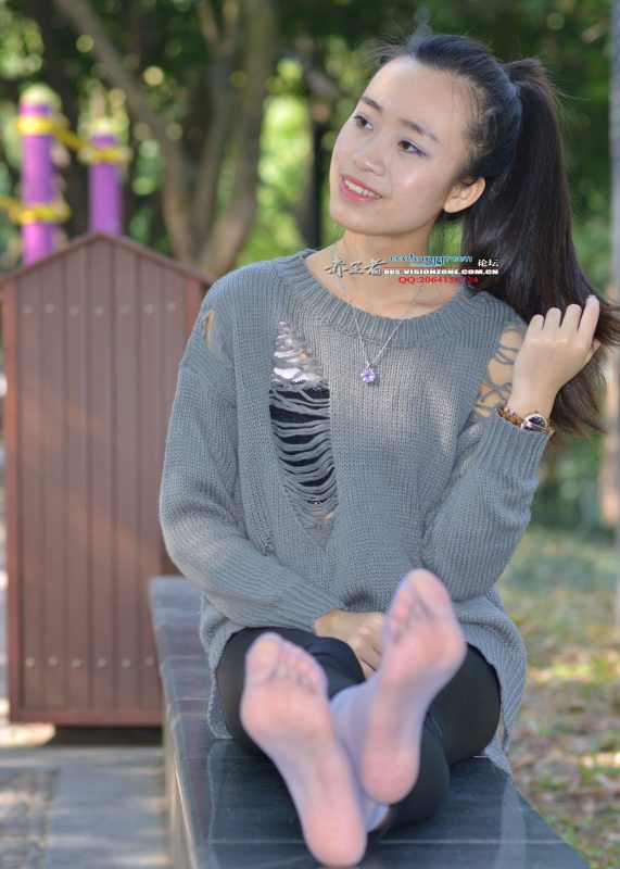 Ecologygreen摄影作品 NO.070 清秀妹纸的每足[33P/58MB]-无料摄影圈