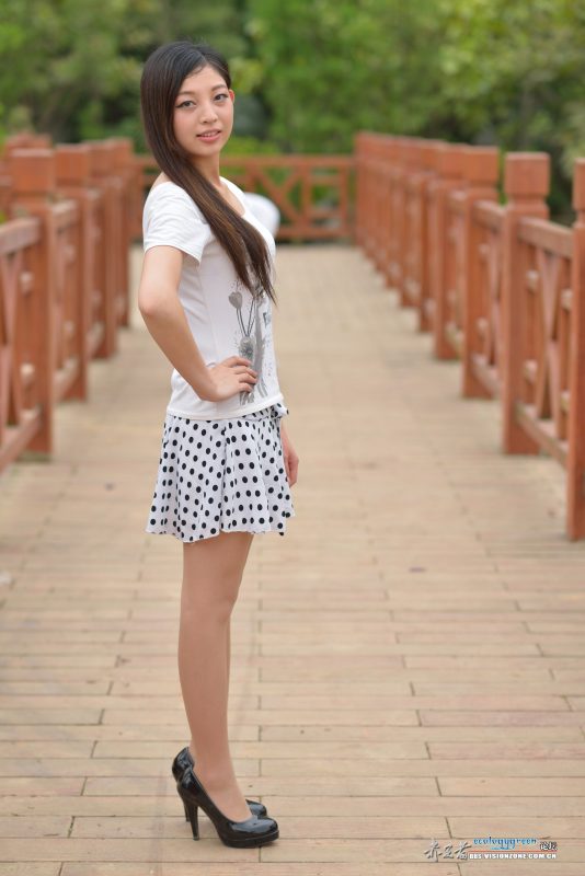 Ecologygreen摄影作品 NO.078 水嫩美模玉足黑丝来袭[34P/458MB]-无料摄影圈