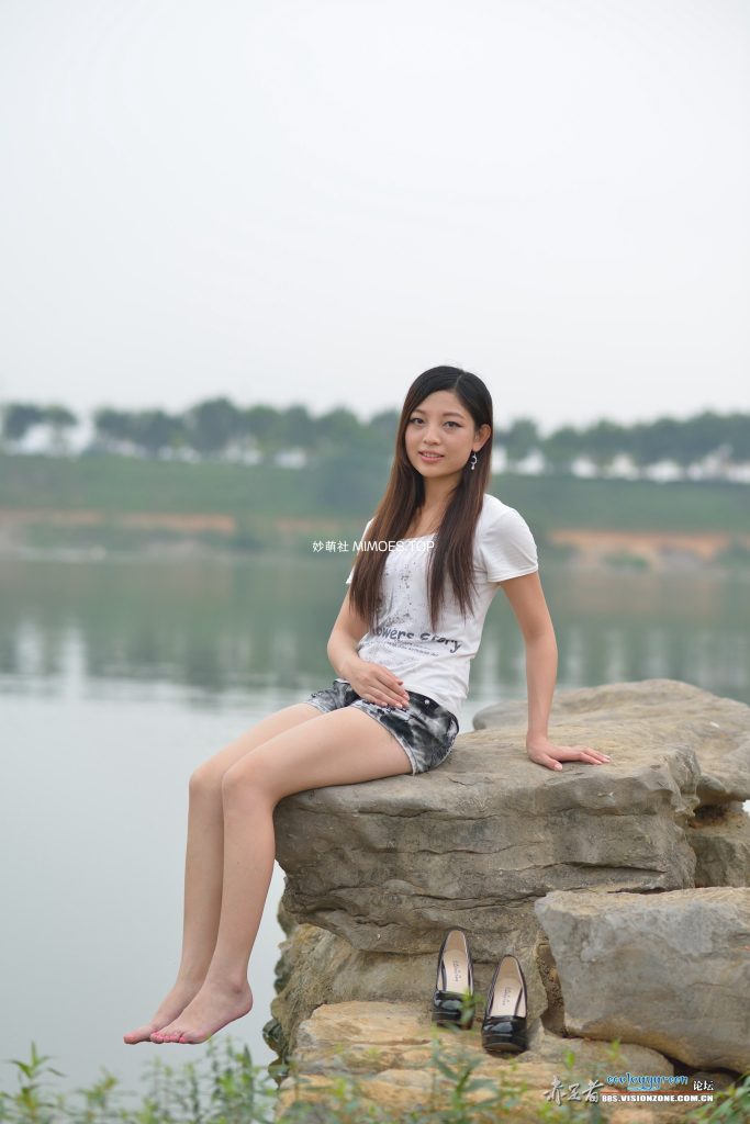 Ecologygreen摄影作品 NO.078 水嫩美模玉足黑丝来袭[34P/458MB]插图2