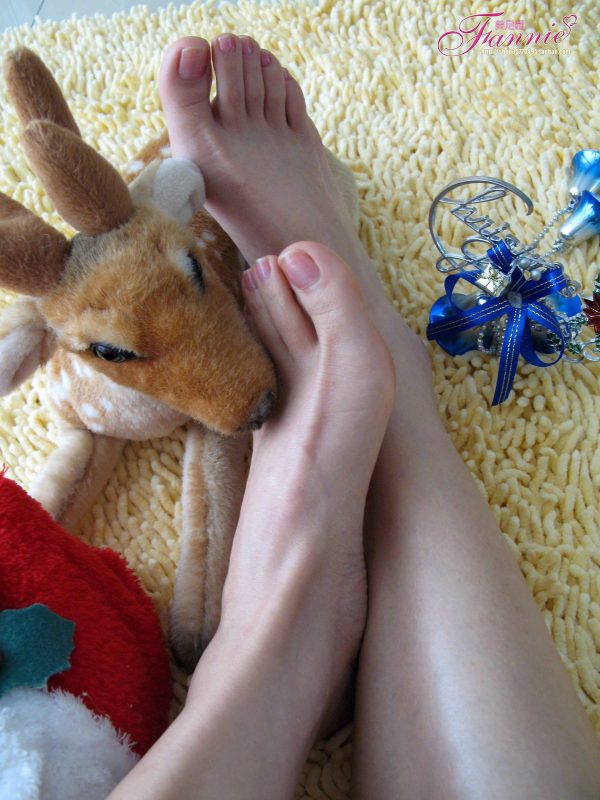 Fannie芬妮美足园 No.003 2008圣诞快乐（裸足） [59P/209MB]-无料摄影圈