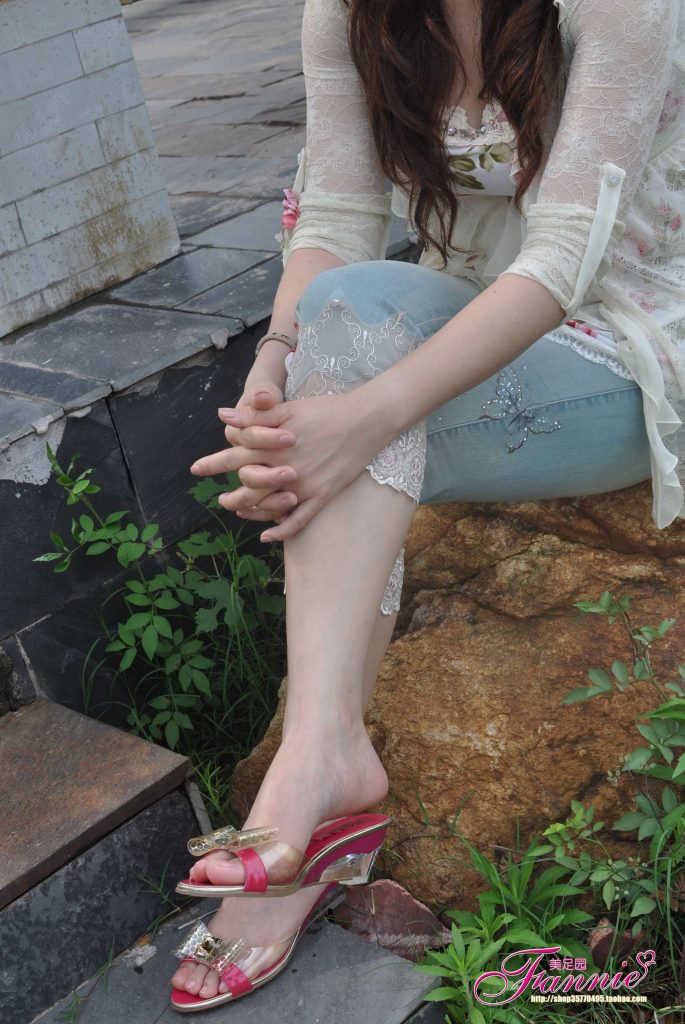 Fannie芬妮美足园 012 2011周年特辑（裸足2） [52P/140MB]插图1