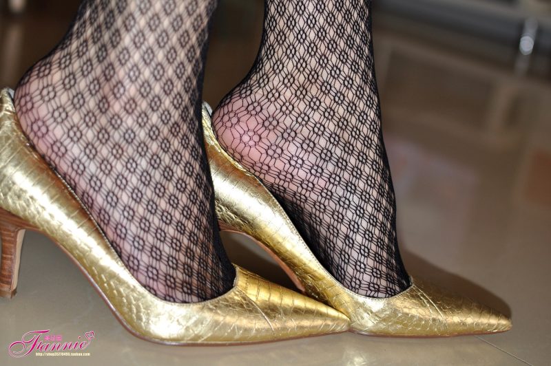 Fannie芬妮每足园 No.023 暗香（金色船袜黑网丝）[69P/207MB]-无料摄影圈