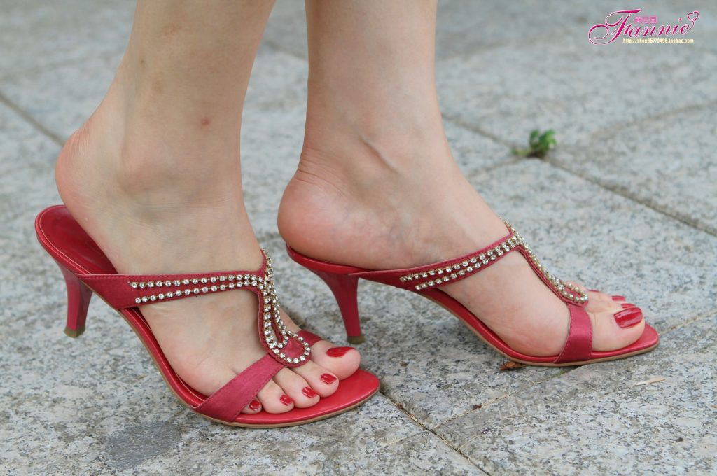 Fannie芬妮每足园 No.069 炽红莲高跟裸足2[48P/138MB]插图2