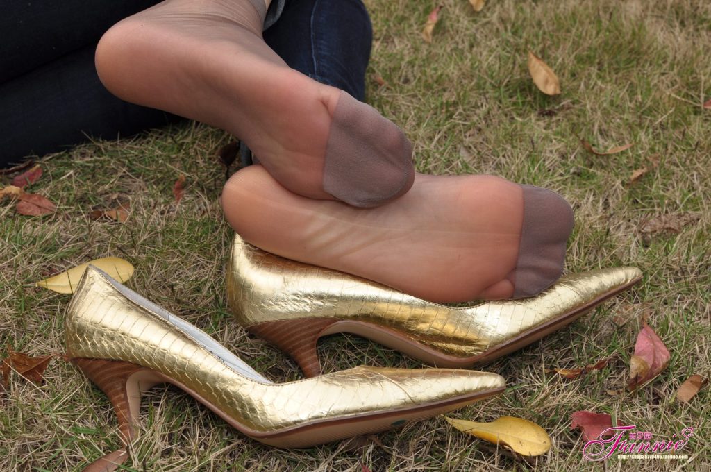 Fannie芬妮每足园 No.083 触摸阳光8 [30P/94MB]插图3