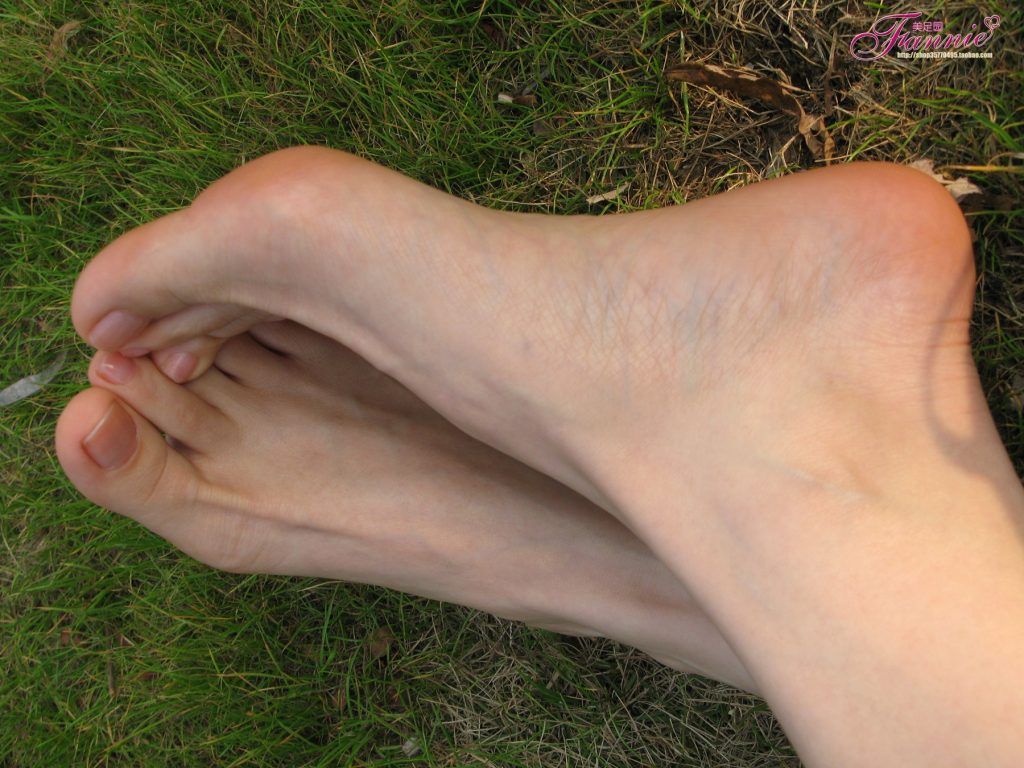 Fannie芬妮每足园 No.098 春日里的那抹桃红 [77P/220MB]插图1