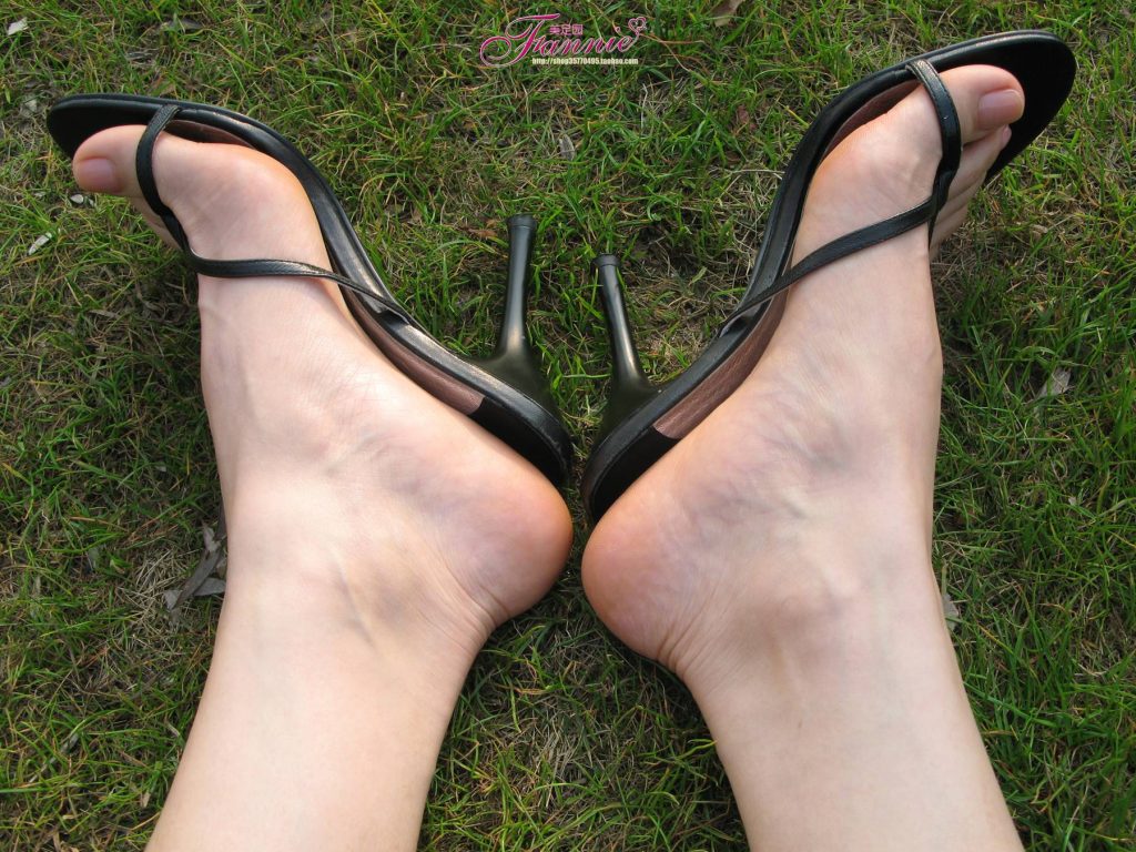 Fannie芬妮每足园 No.098 春日里的那抹桃红 [77P/220MB]插图3